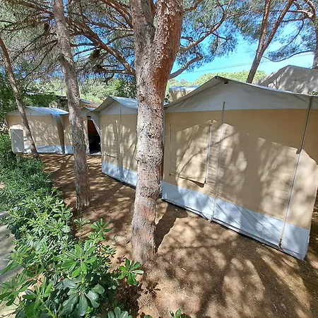אתר קמפינג Elba Travels - Morcone קאפוליברי